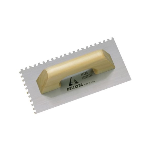 Llana rectangular dentada.